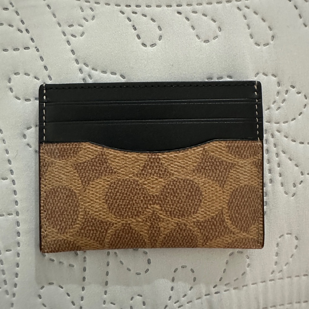 Coach Card Wallet - Picture 3 of 6